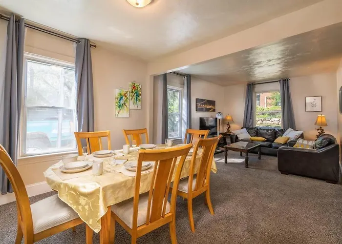 Entire House 3 Bedroom Twin Cities, Specious, Entire House, Ac